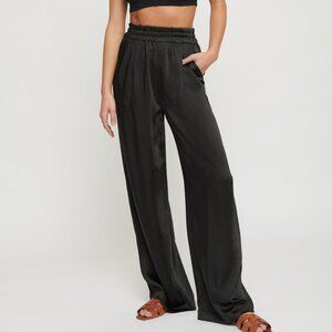 By Together Black Satin Wide Leg Pant Trousers with Pleats - Size Small
